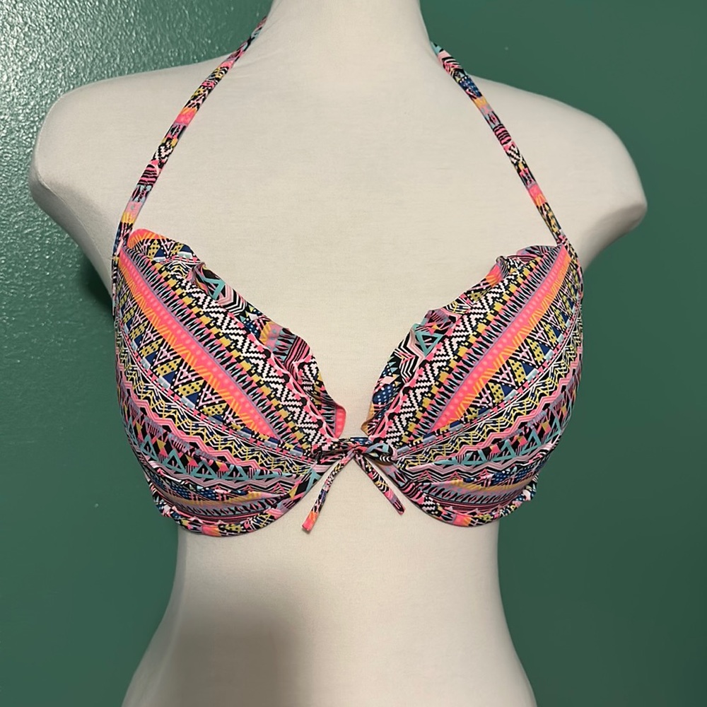 Victoria secret Swim top 36 d